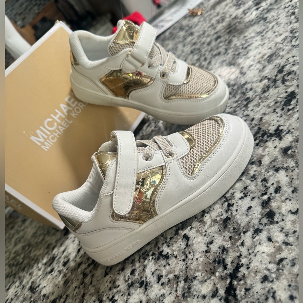 Size 10 kids